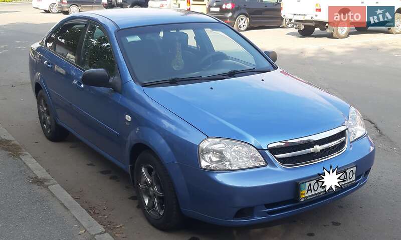 Седан Chevrolet Lacetti 2008 в Ужгороді