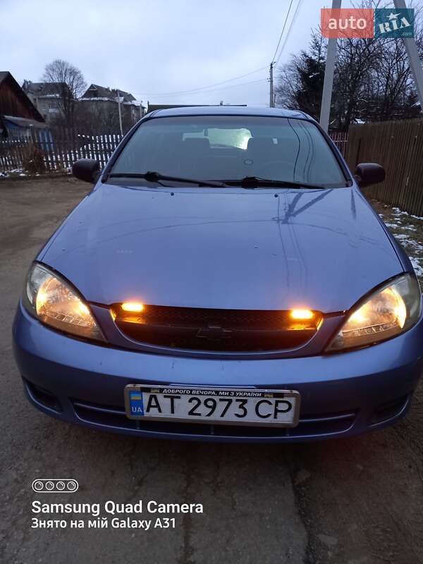Хэтчбек Chevrolet Lacetti 2006 в 