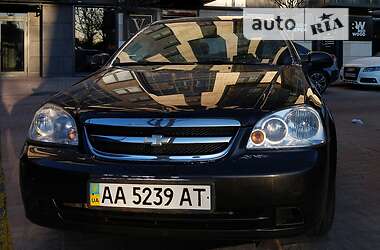 Седан Chevrolet Lacetti 2005 в Львове