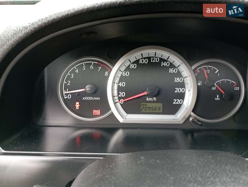 Хетчбек Chevrolet Lacetti 2004 в Кропивницькому