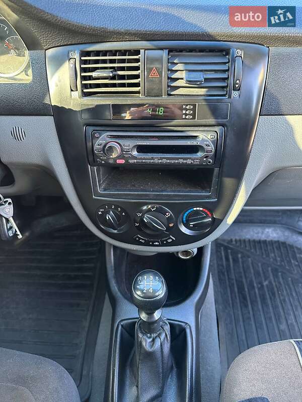 Седан Chevrolet Lacetti 2007 в Львові