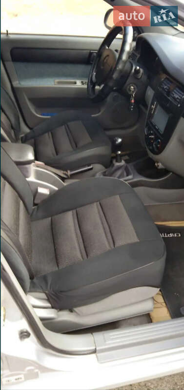 Седан Chevrolet Lacetti 2005 в Кривом Роге