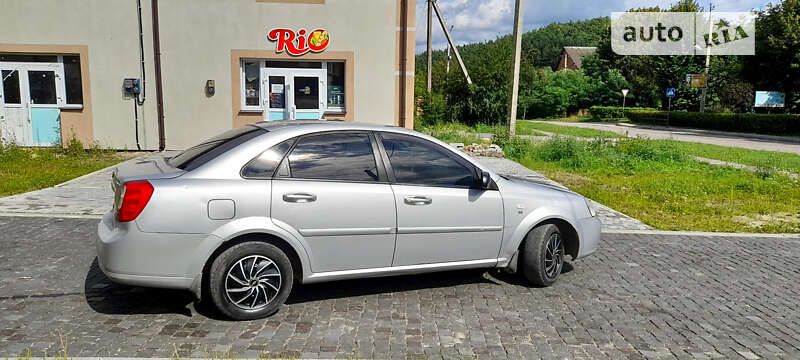 Седан Chevrolet Lacetti 2007 в Шумске фото 39 Седан Chevrolet Lacetti 2007 в Шумске
