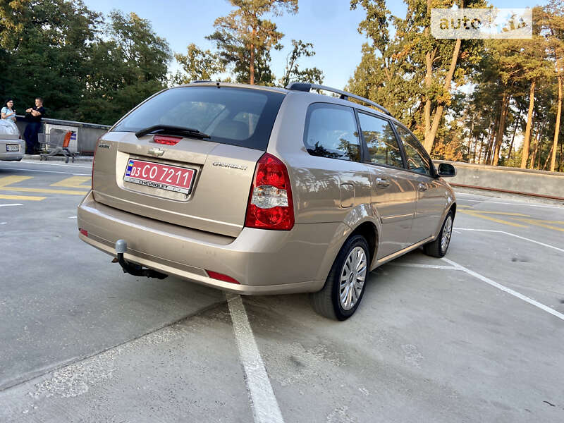 Универсал Chevrolet Lacetti 2009 в Киеве
