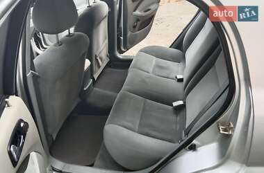 Хэтчбек Chevrolet Lacetti 2005 в Киеве