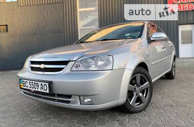 Седан Chevrolet Lacetti 2011 в 