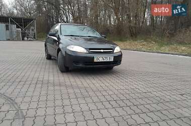 Хэтчбек Chevrolet Lacetti 2008 в Львове