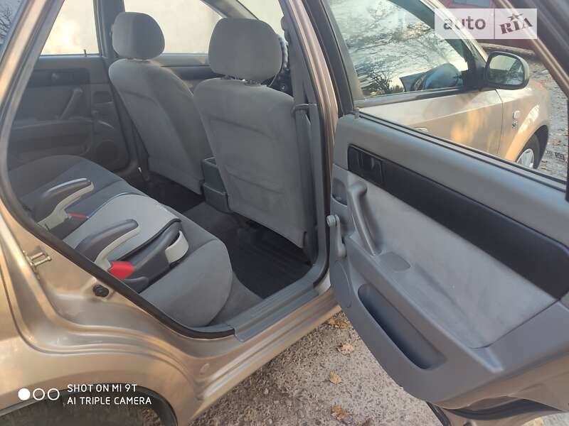 Седан Chevrolet Lacetti 2006 в Львові