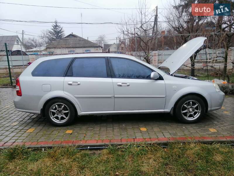 Универсал Chevrolet Lacetti 2005 в Ладыжине