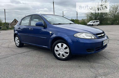 Хэтчбек Chevrolet Lacetti 2006 в Запорожье