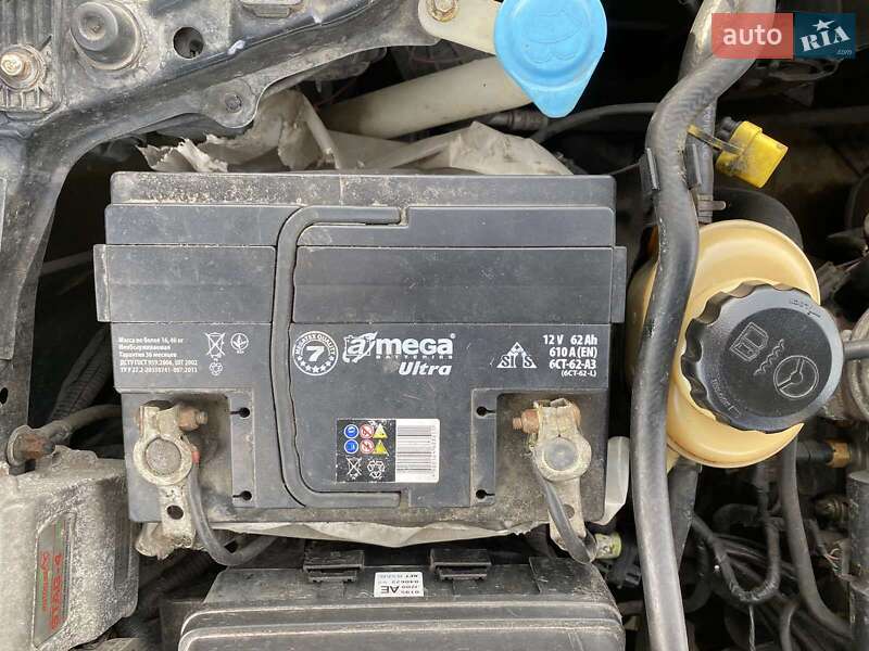 Седан Chevrolet Lacetti 2004 в Києві