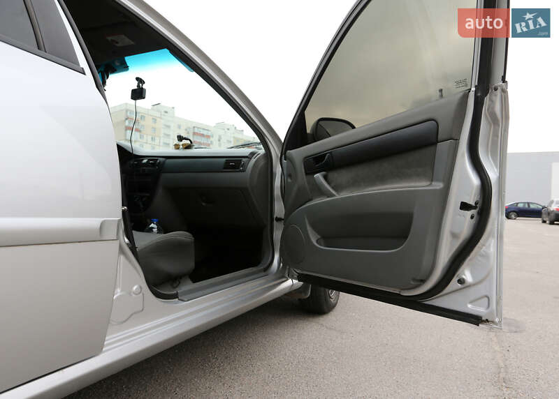 Седан Chevrolet Lacetti 2012 в Запорожье