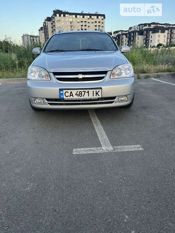 Універсал Chevrolet Lacetti 2011 в Києві