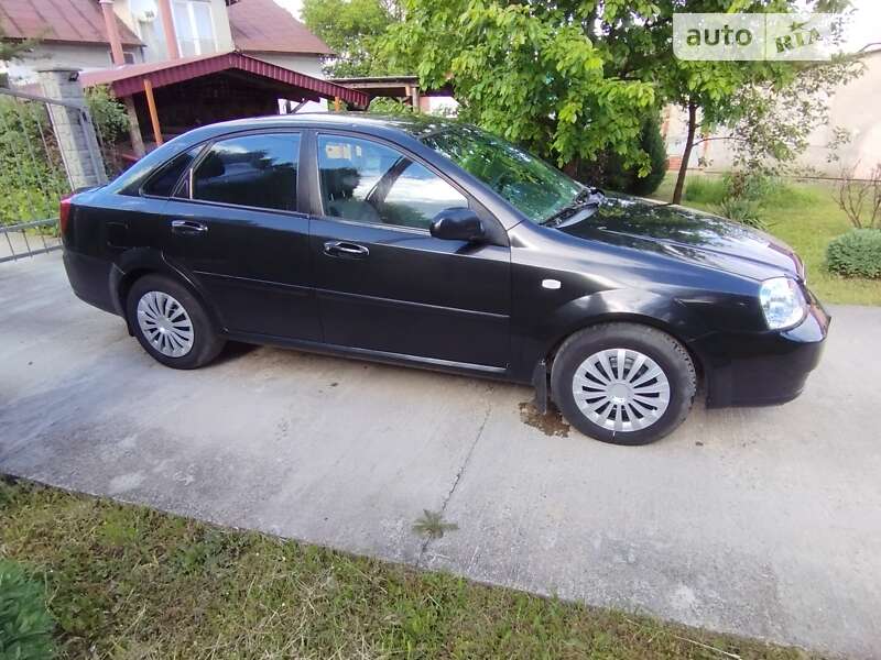 Седан Chevrolet Lacetti 2005 в Бориславе