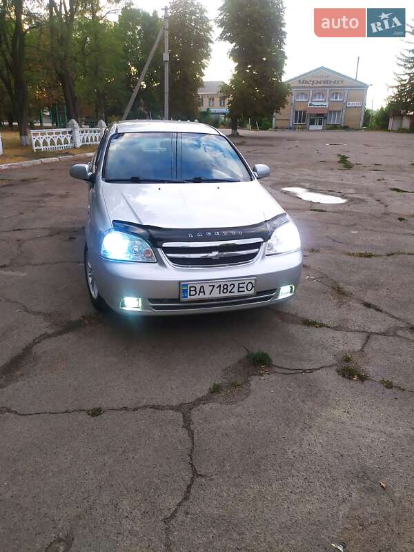 Chevrolet Lacetti 2011