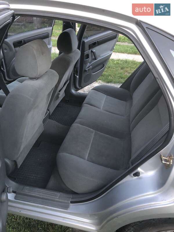 Седан Chevrolet Lacetti 2005 в Ізяславі