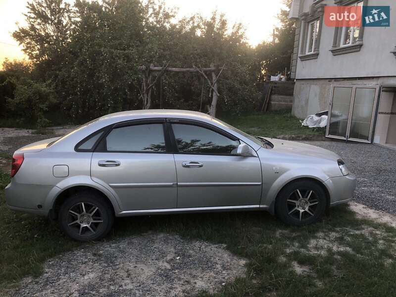 Седан Chevrolet Lacetti 2005 в Ізяславі