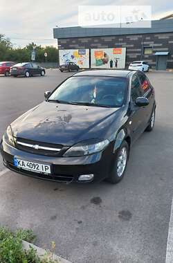 Хэтчбек Chevrolet Lacetti 2008 в Киеве