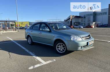 Седан Chevrolet Lacetti 2008 в Киеве