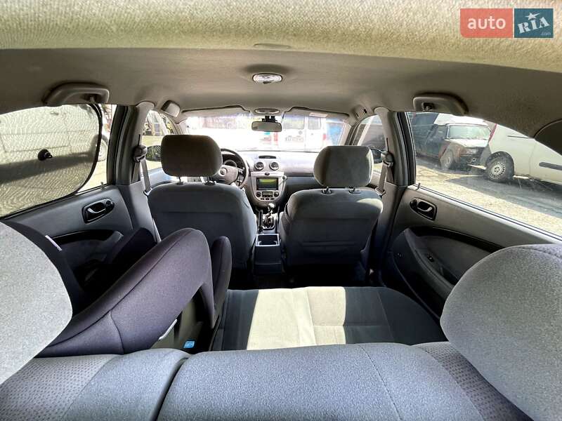 Хэтчбек Chevrolet Lacetti 2011 в Киеве фото 7 Хэтчбек Chevrolet Lacetti 2011 в Киеве