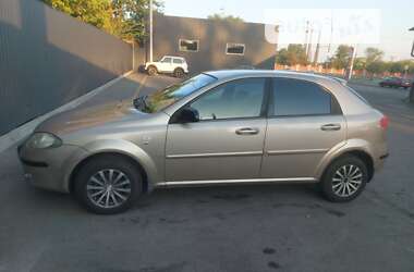 Хетчбек Chevrolet Lacetti 2006 в Дніпрі