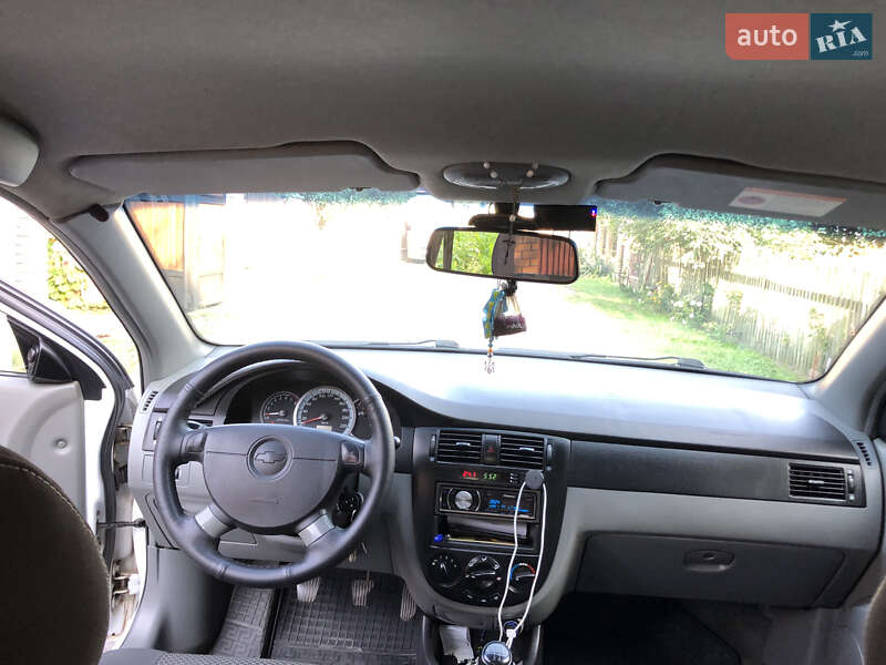 Седан Chevrolet Lacetti 2010 в Шептицькому