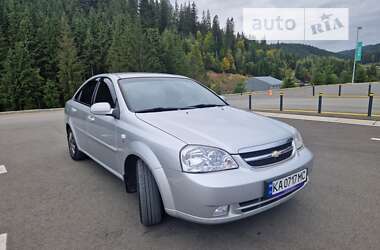 Седан Chevrolet Lacetti 2012 в Киеве