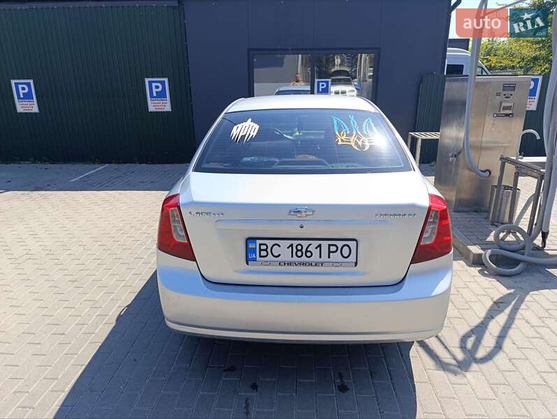 Седан Chevrolet Lacetti 2010 в Стрию