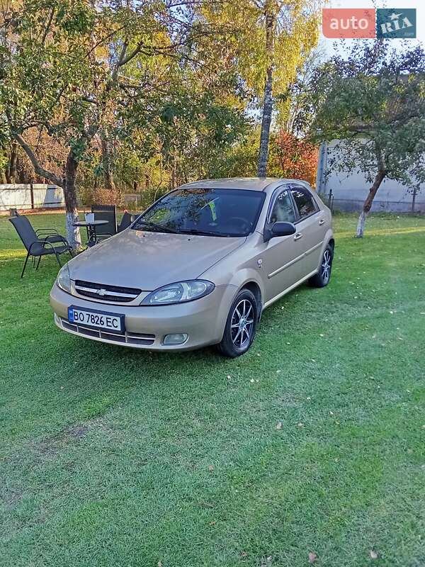 Хетчбек Chevrolet Lacetti 2007 в 