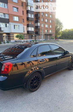 Седан Chevrolet Lacetti 2006 в Полтаве