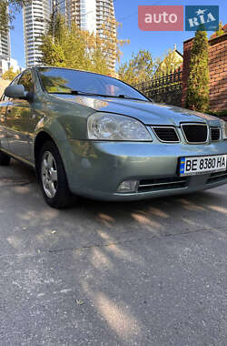 Седан Chevrolet Lacetti 2005 в Киеве