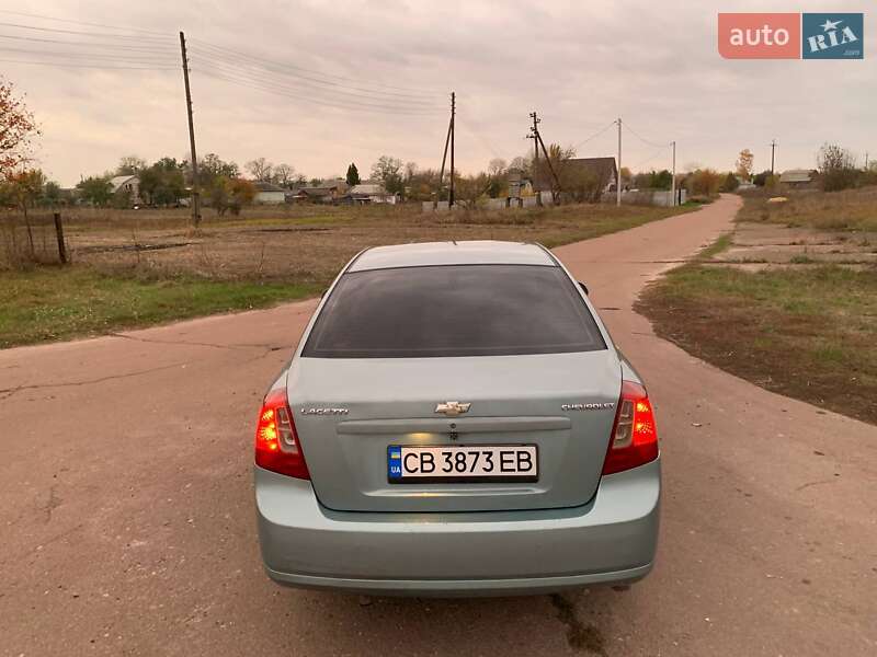 Седан Chevrolet Lacetti 2004 в Чернігові
