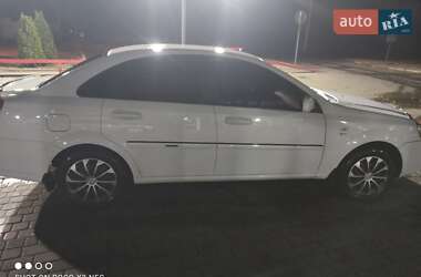 Седан Chevrolet Lacetti 2012 в 