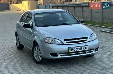 Хетчбек Chevrolet Lacetti 2008 в Жовкві