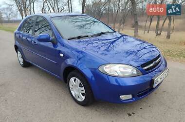 Хетчбек Chevrolet Lacetti 2006 в Козельщині