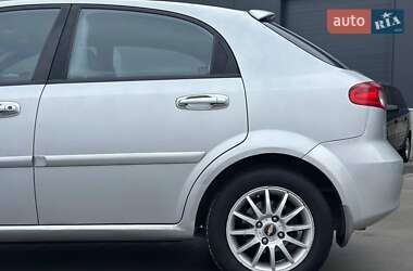 Хетчбек Chevrolet Lacetti 2005 в Львові