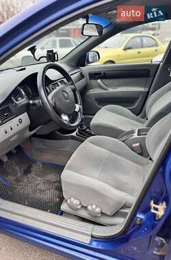 Седан Chevrolet Lacetti 2006 в Кривому Розі