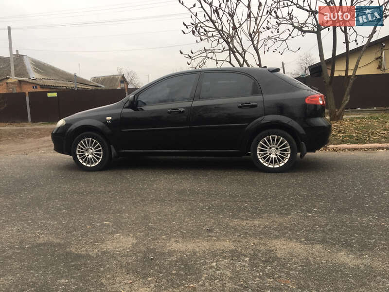 Хэтчбек Chevrolet Lacetti 2005 в Переяславе