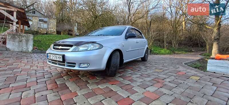 Хэтчбек Chevrolet Lacetti 2008 в Николаеве