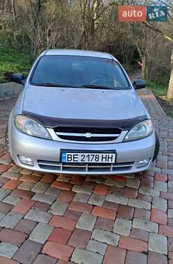 Хэтчбек Chevrolet Lacetti 2008 в Николаеве