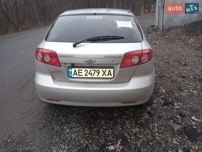 Хэтчбек Chevrolet Lacetti 2009 в Новомосковске
