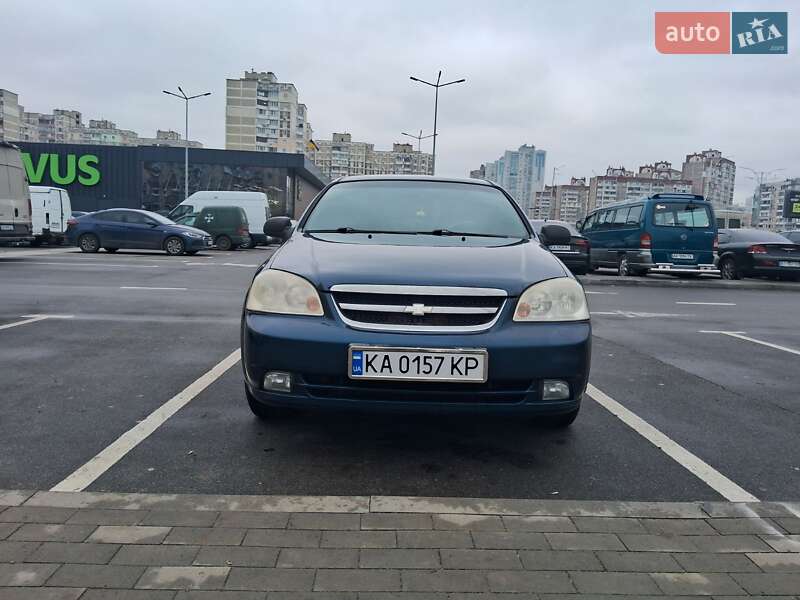 Седан Chevrolet Lacetti 2008 в Киеве