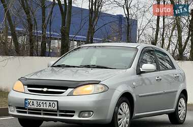 Хэтчбек Chevrolet Lacetti 2008 в Киеве