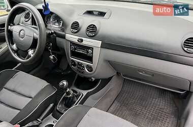 Хэтчбек Chevrolet Lacetti 2008 в Киеве