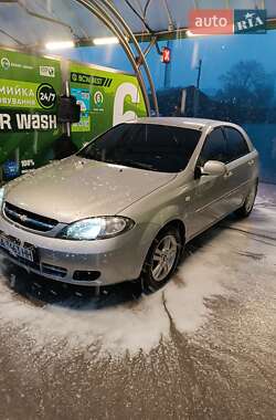 Хетчбек Chevrolet Lacetti 2005 в Кропивницькому