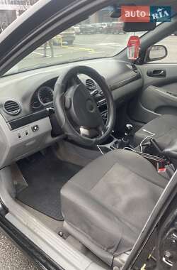 Хэтчбек Chevrolet Lacetti 2007 в 