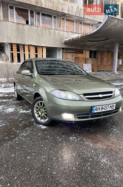 Хэтчбек Chevrolet Lacetti 2005 в Киеве