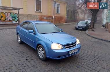 Седан Chevrolet Lacetti 2004 в Черновцах