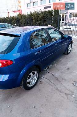 Хэтчбек Chevrolet Lacetti 2008 в Житомире