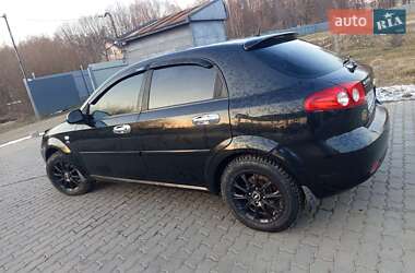 Хетчбек Chevrolet Lacetti 2007 в Стебнику